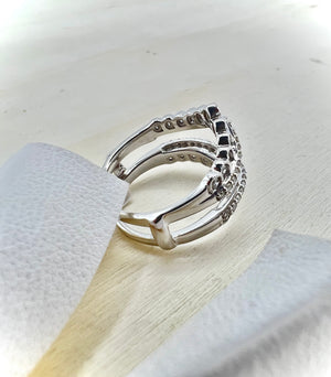 The Ondrea Diamond Ring Enhancer